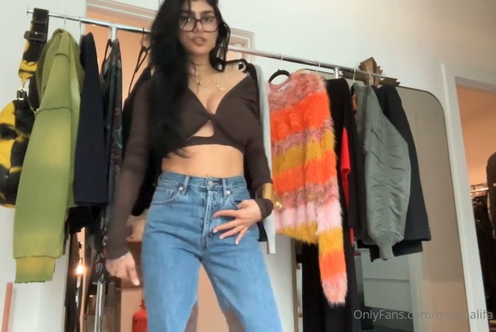 Mia Khalifa Nude Try On Haul Sextape Onlyfans Video Leaked