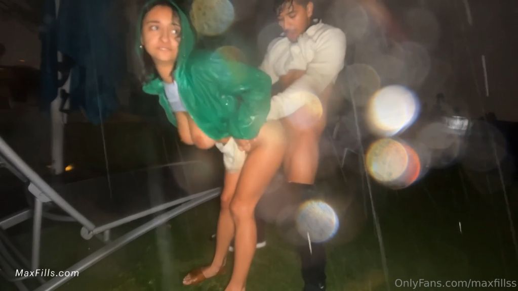 Hailey Rose Outdoor Fuck In Torrential Rain Onlyfans Video Leaked