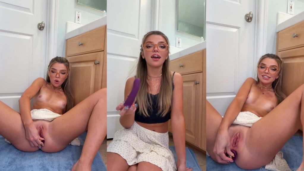 Bougie_Bb Fills Her Tight Asshole With A Dildo Onlyfans Video Leaked